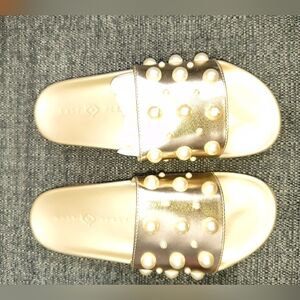 Katy Perry Gold slides